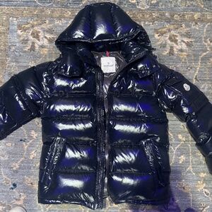 moncler Maya size small mens